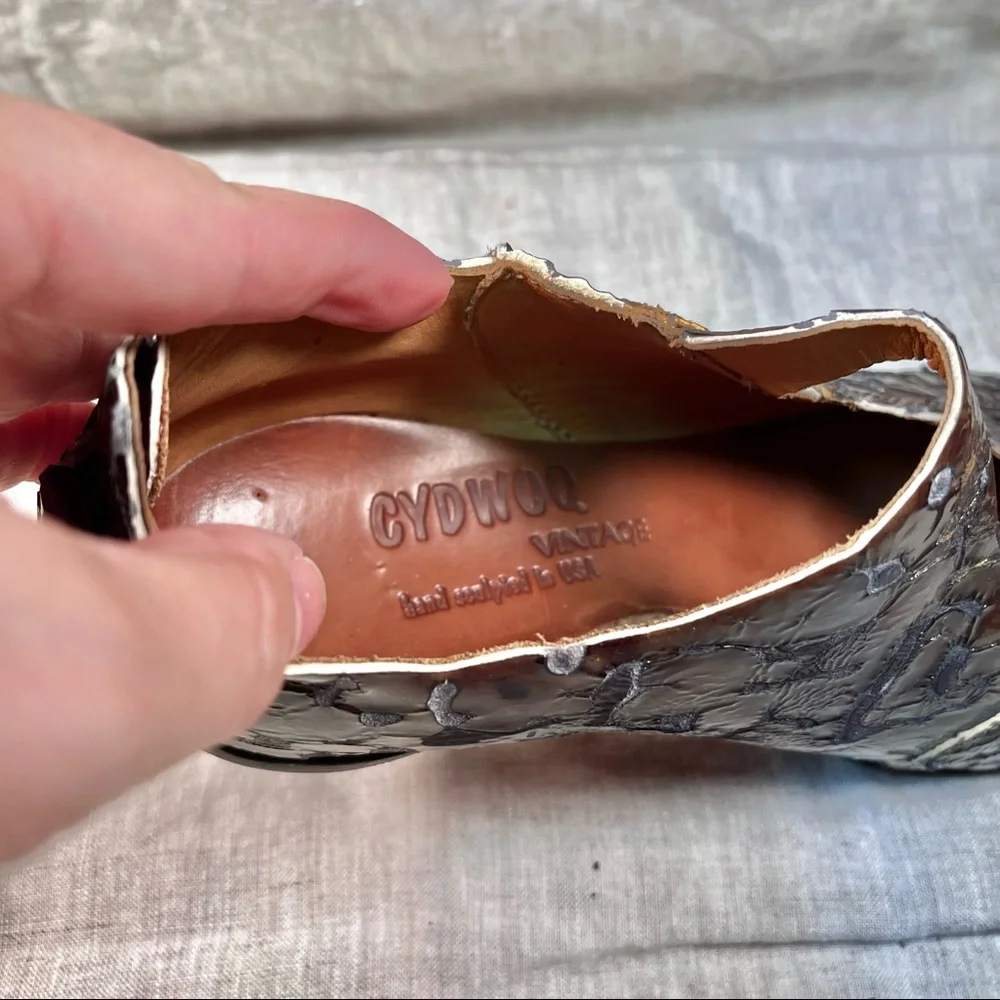 Cydwoq vintage patent leather heels 36 US6 - Picture 3 of 6